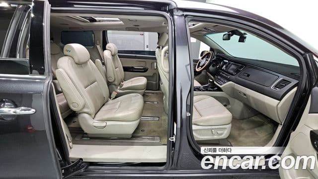 Kia The / новый New Carnival Noblesse, 2019 11