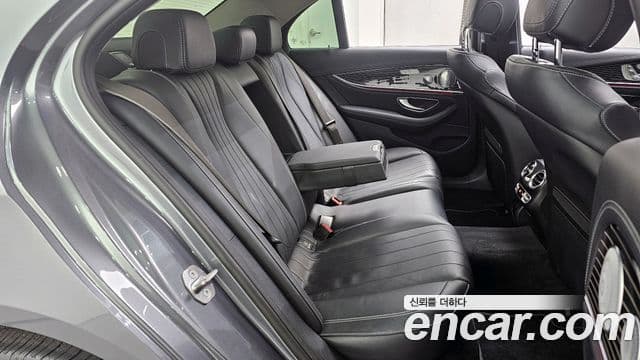 Mercedes-Benz E-класс W213 Exclusive, 2017 12
