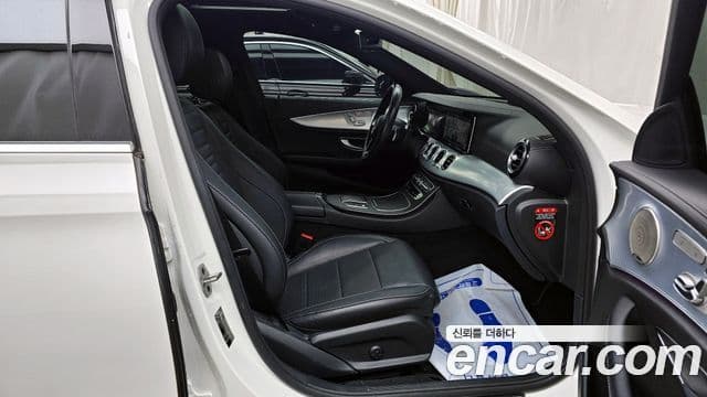 Mercedes-Benz E-класс W213 Avantgarde, 2021 11