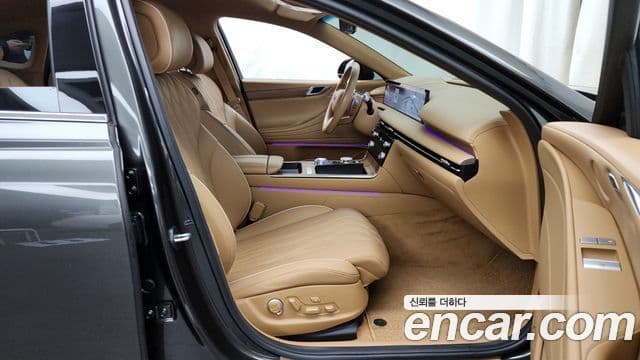 Genesis G80 (RG3) бензин 3.5 турбо AWD, 2025 11