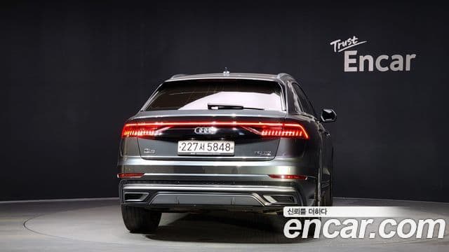 Audi Q8 (4M) Premium, 2020 4