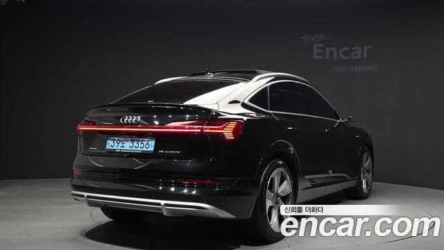 Audi e-Tron 55 Quattro Sportback, 2022 2