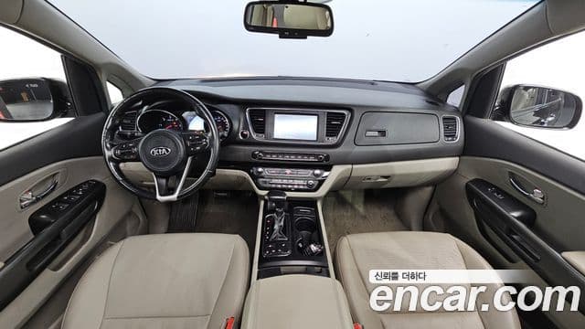 Kia All New Carnival Luxury, 2018 7