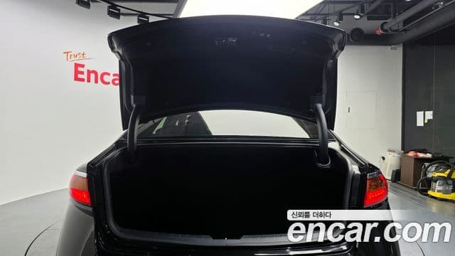 Kia All New K7 3.3 GDI Limited Plus, 2017 19