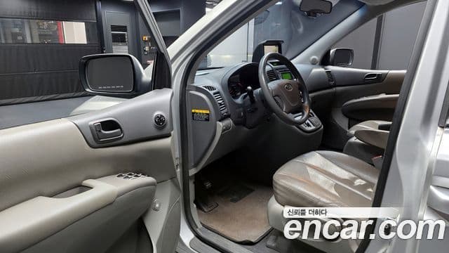 Kia Carnival R Grand Carnival GX, 2013 10