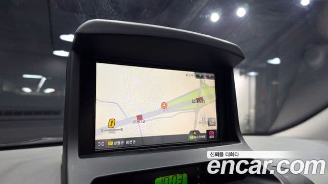 Kia Carnival R Grand Carnival GX, 2013 16