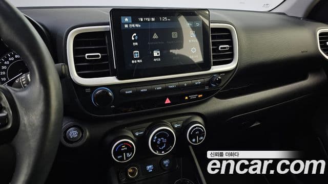 Hyundai Venue 1.6 Flux, 2020 14