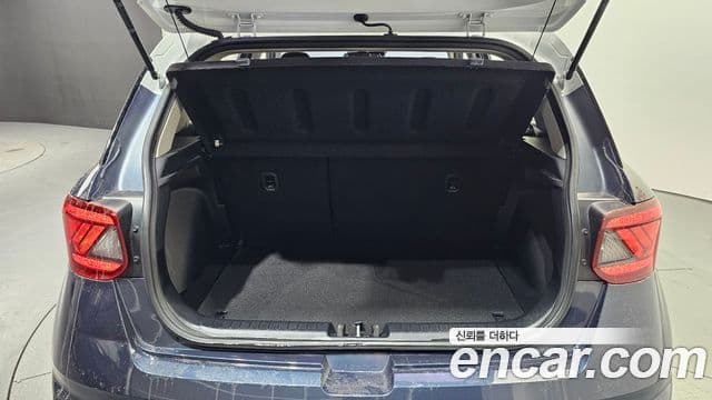 Hyundai Venue 1.6 Flux, 2020 20