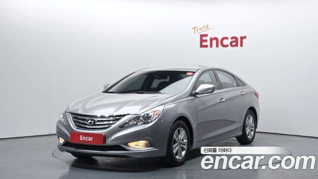 Hyundai YF Sonata Luxury, 2012 1