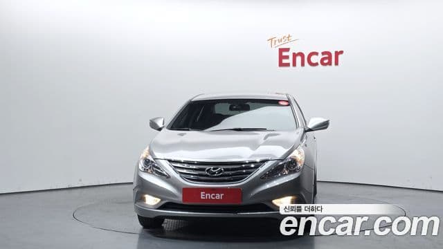 Hyundai YF Sonata Luxury, 2012 3