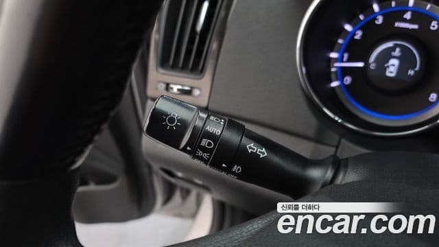 Hyundai YF Sonata Luxury, 2012 18