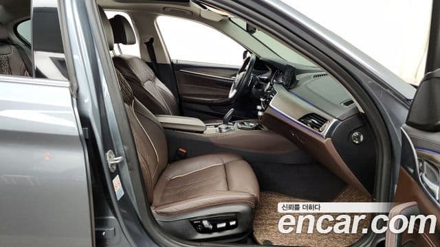 BMW 5시리즈 (G30) 530i xDrive Luxury Plus, 2018 11