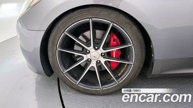 Hyundai Genesis купе 200 турбо R, 2011 все фото