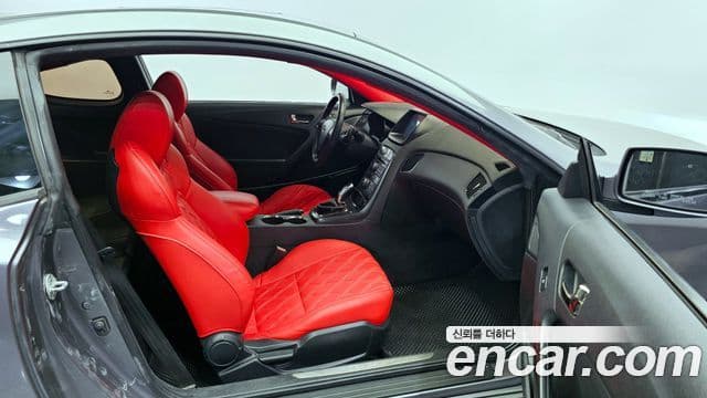 Hyundai Genesis купе 200 турбо R, 2011 11