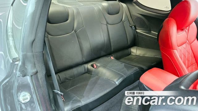 Hyundai Genesis купе 200 турбо R, 2011 12