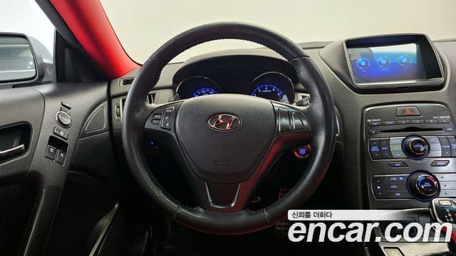 Hyundai Genesis купе 200 турбо R, 2011 13