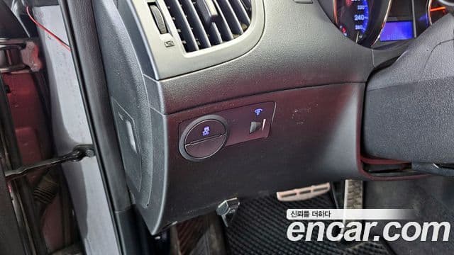 Hyundai Genesis купе 200 турбо R, 2011 17