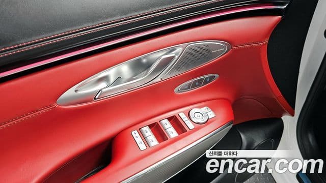 Genesis GV70, 2025 12