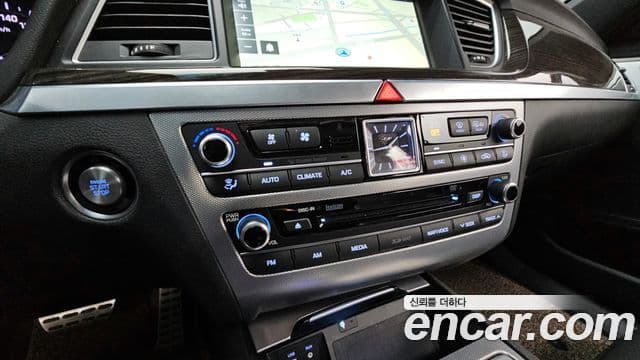 Genesis G80 Premium Luxury, 2018 15