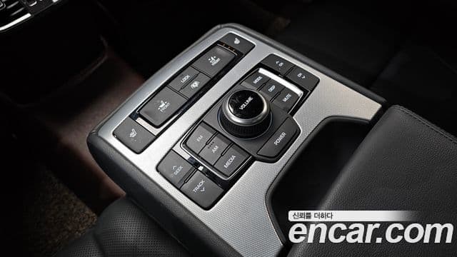 Genesis G80 Premium Luxury, 2018 18