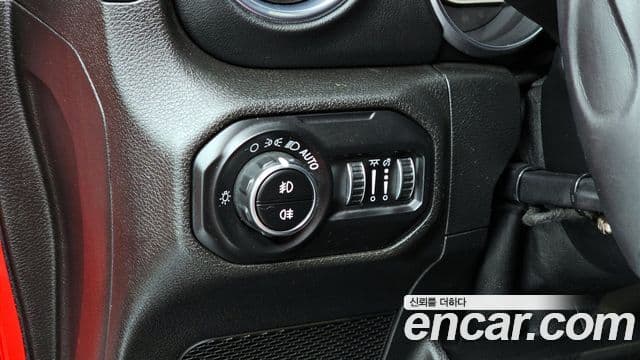 Jeep Wrangler (JL) 2.0 Overland 4도어, 2019 16