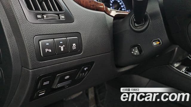 Hyundai Equus(новый кузов / новое поколение) Luxury, 2010 17