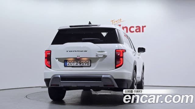 KG모빌리티(SsangYong) Torres T7, 2023 4