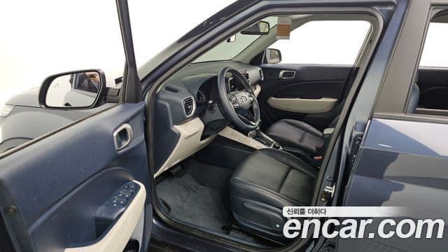Hyundai Venue 1.6 Modern Plus, 2022 10