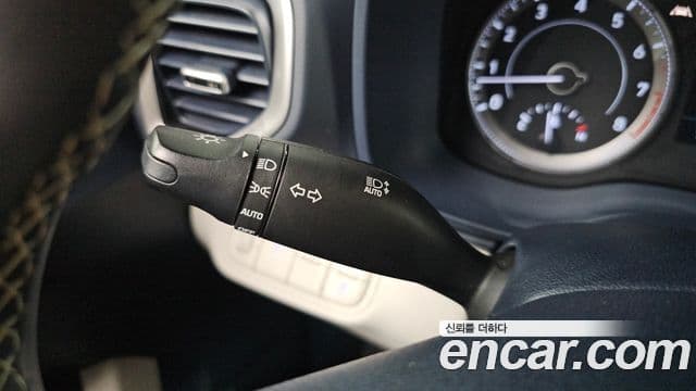 Hyundai Venue 1.6 Modern Plus, 2022 15