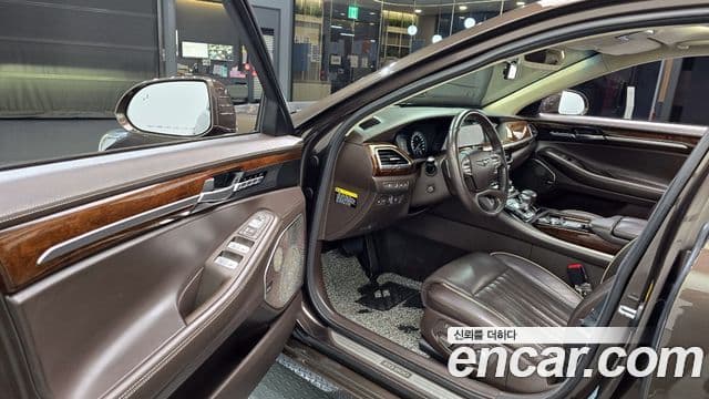 Genesis EQ900 Prestige, 2016 11