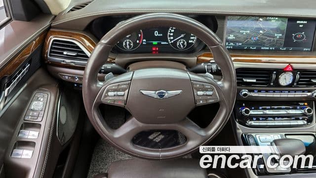 Genesis EQ900 Prestige, 2016 14