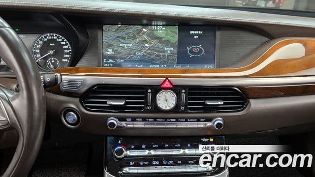 Genesis EQ900 Prestige, 2016 17