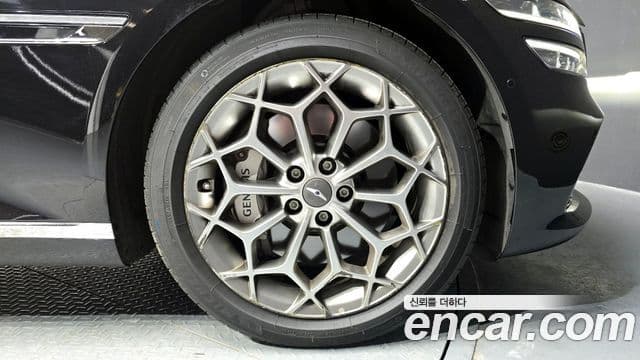 Genesis G80 (RG3) бензин 3.5 турбо 2WD, 2023 все фото