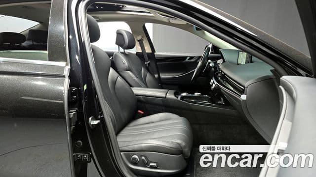 Genesis G80 (RG3) бензин 3.5 турбо 2WD, 2023 10