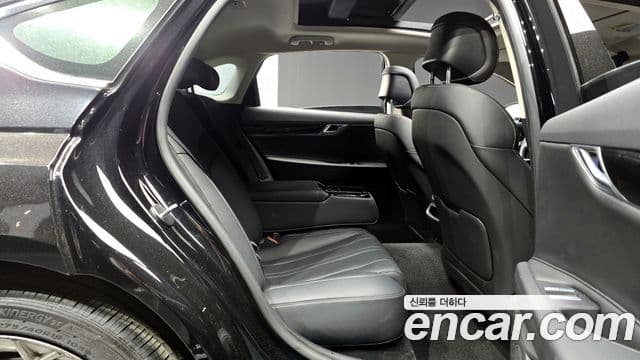 Genesis G80 (RG3) бензин 3.5 турбо 2WD, 2023 12