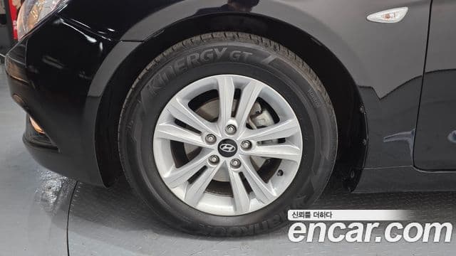 Hyundai YF Sonata Y20 Grand, 2011 все фото