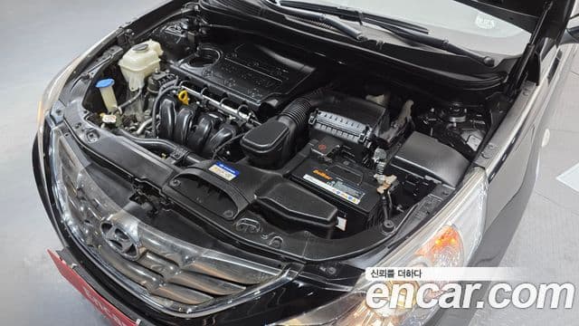 Hyundai YF Sonata Y20 Grand, 2011 6