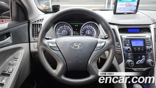 Hyundai YF Sonata Y20 Grand, 2011 14