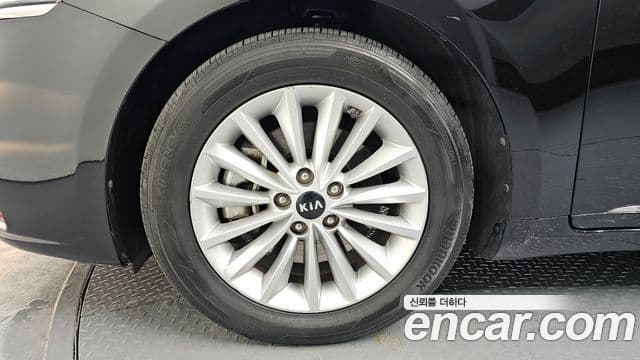 Kia All New K7 3.0 LPI Luxury (арендный автомобиль), 2019 10