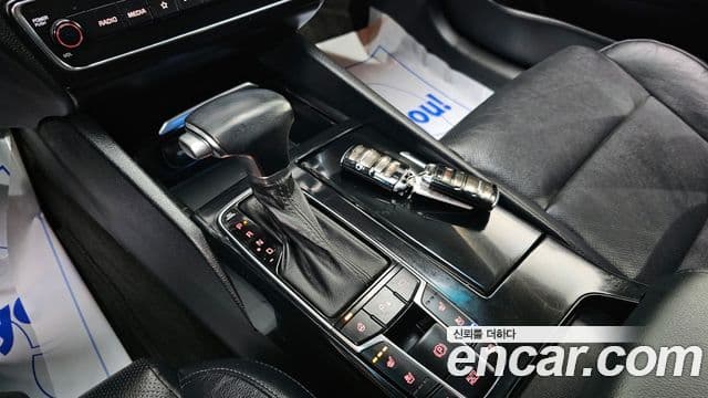 Kia All New K7 3.0 LPI Luxury (арендный автомобиль), 2019 14