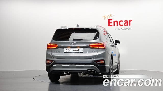 Hyundai Santa Fe TM Exclusive Special, 2019 4