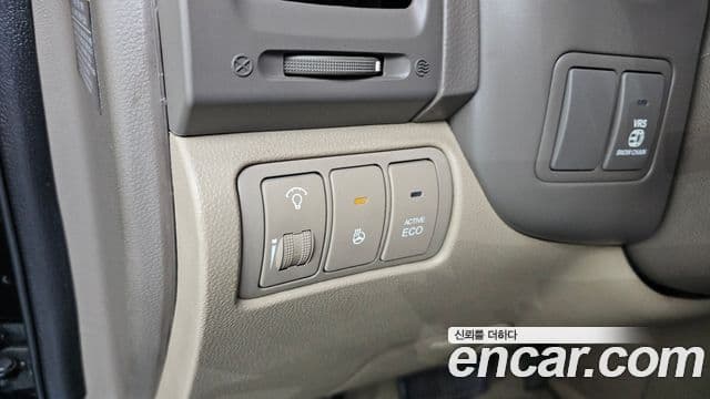 Kia Carnival R люксовая версия, 2013 16