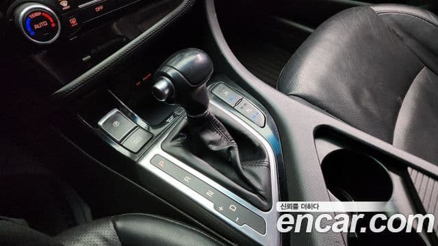 Kia The / новый New K5 Noblesse, 2015 9