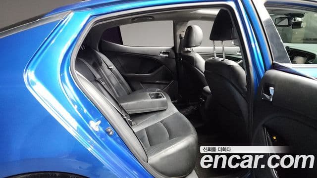 Kia The / новый New K5 Noblesse, 2015 12