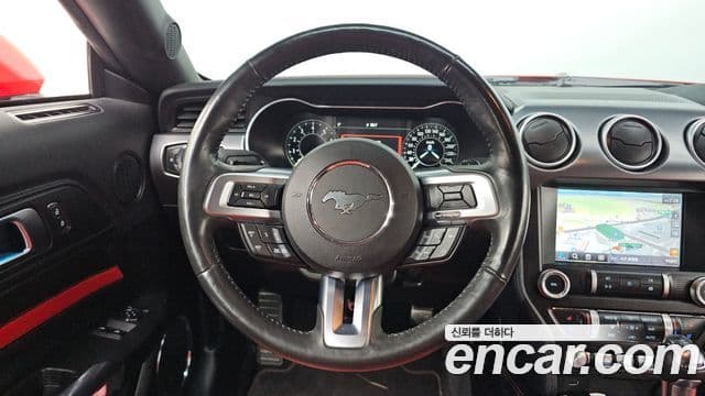 Ford Mustang купе, 2022 11