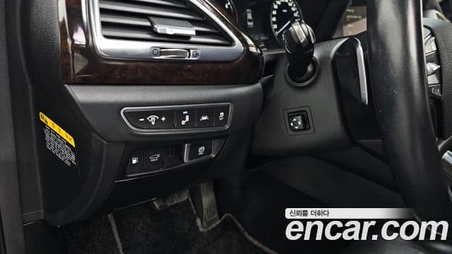 Genesis G90 Luxury, 2019 18