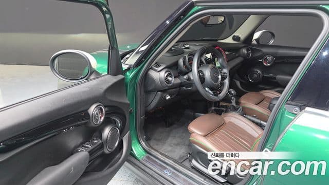 Mini Cooper 3세대, 2019 10