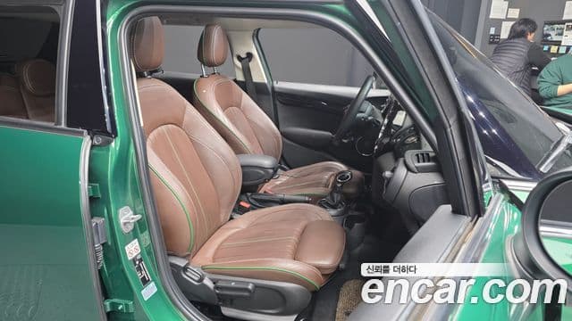 Mini Cooper 3세대, 2019 12