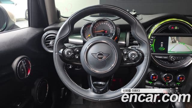 Mini Cooper 3세대, 2019 13