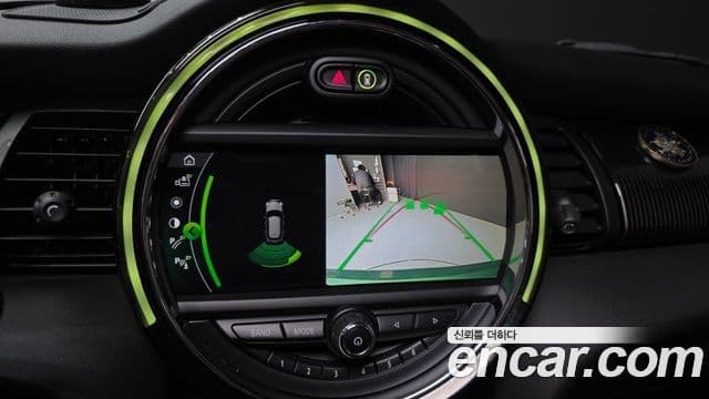 Mini Cooper 3세대, 2019 17